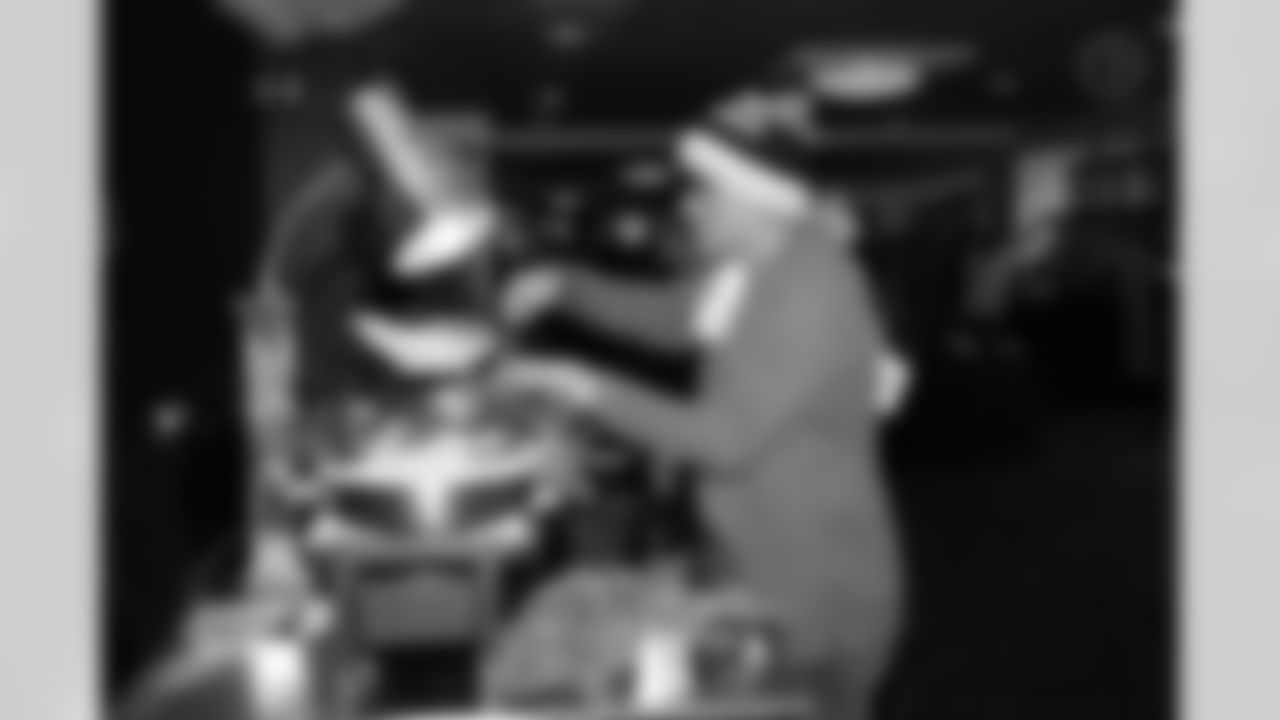 The Steelers welcomed fans from Mexico and Spain for an appreciation party prior to Monday night's game on Sunday, Dec. 14, 2025 in Pittsburgh, PA. (Emilee Fails / Pittsburgh Steelers)