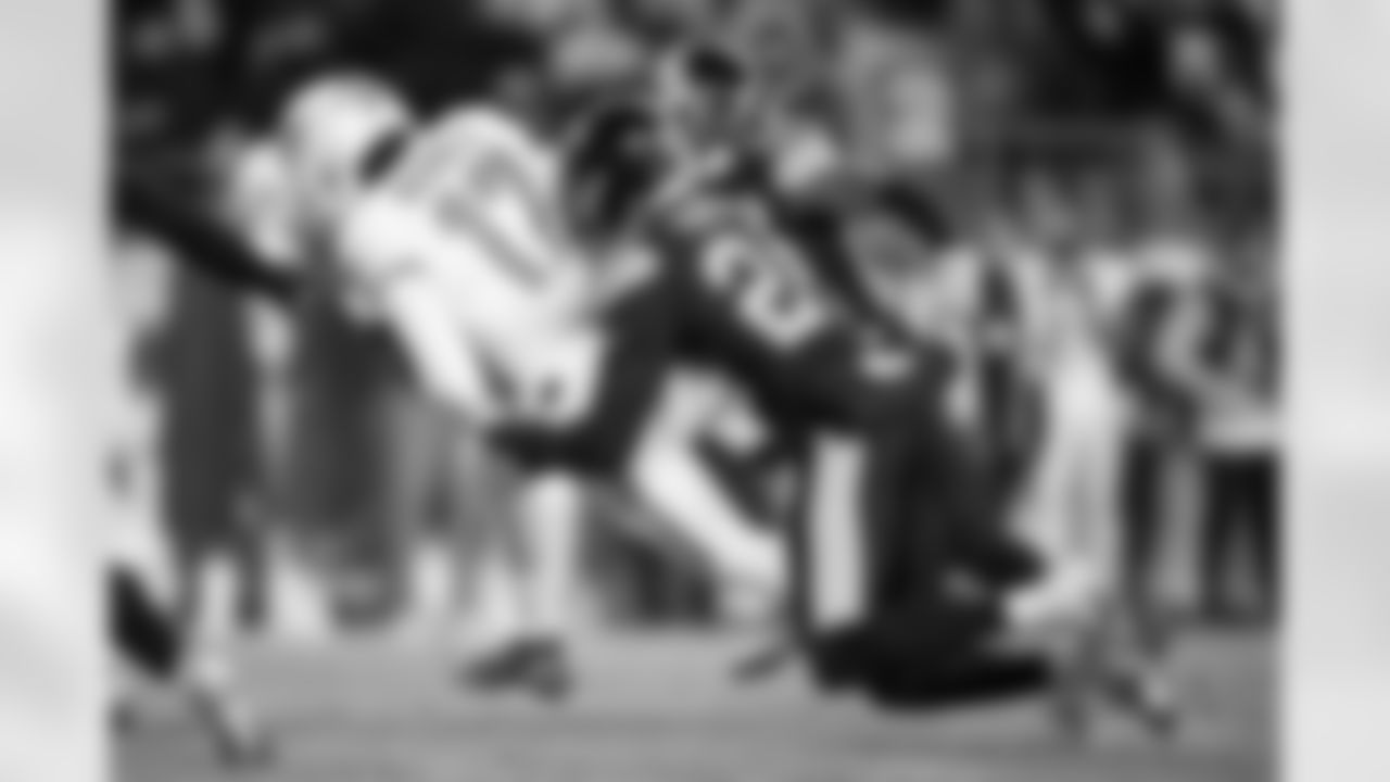 Pittsburgh Steelers cornerback Joey Porter Jr. (24) during a regular season game between the Pittsburgh Steelers and the Miami Dolphins, Monday, Dec. 15, 2025 in Pittsburgh, PA. The Steelers defeated the Dolphins 28-15. (Karl Roser / Pittsburgh Steelers)