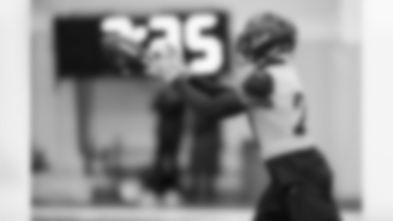 Pittsburgh Steelers defensive back Chuck Clark (21) during practice at the UPMC Rooney Sports Complex preparing for a Wild Card matchup against the Houston Texans, Saturday, Jan. 10, 2026 in Pittsburgh, PA. (Karl Roser / Pittsburgh Steelers)