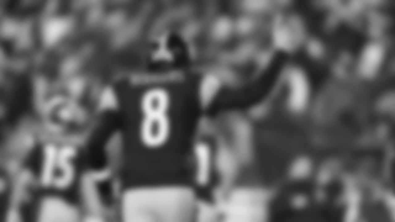 Pittsburgh Steelers quarterback Aaron Rodgers (8) during a regular season game between the Pittsburgh Steelers and the Baltimore Ravens, Sunday, Jan. 4, 2026 in Pittsburgh, PA.  (Karl Roser / Pittsburgh Steelers)