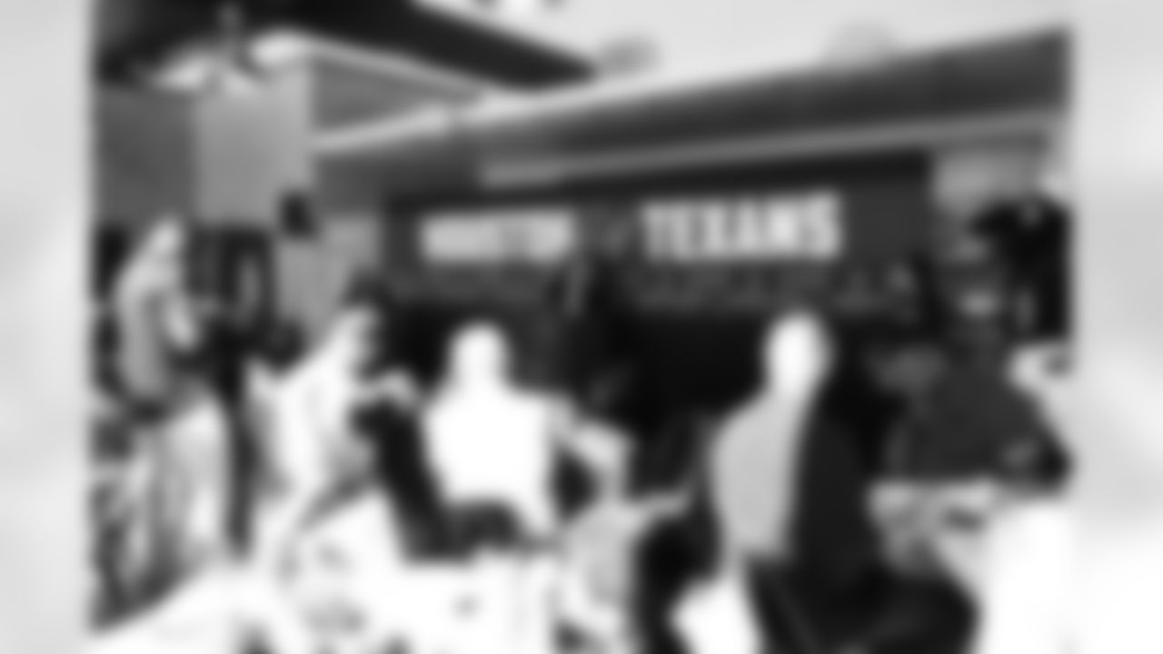 An image from the November 7th, 2025 Gridiron Heroes Luncheon at NRG Stadium in Houston, TX.