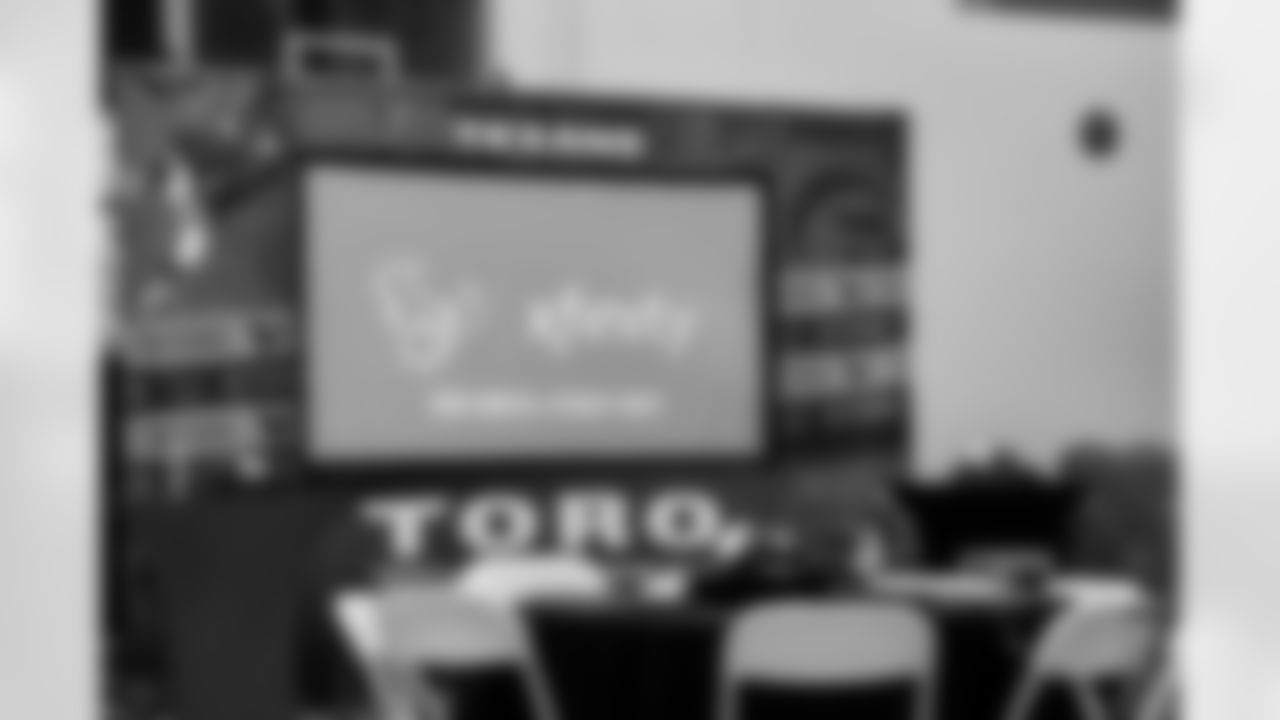 A July 30th, 2024 image from the XFinity Digital Literacy Night at the Boys and Girls Club in Houston, TX.