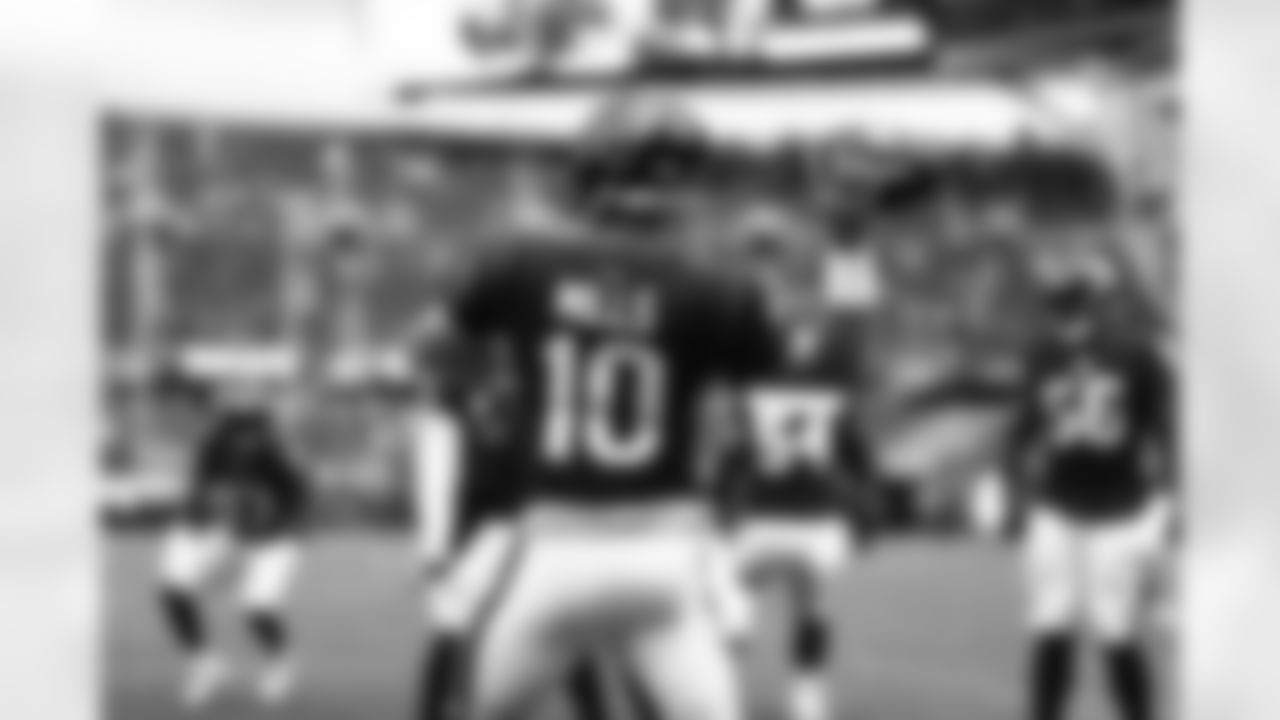 A Sept 25, 2022 image from the Regular Season Week 3 game between the Houston Texans and the Chicago Bears at Soldier Field in Chicago, IL.