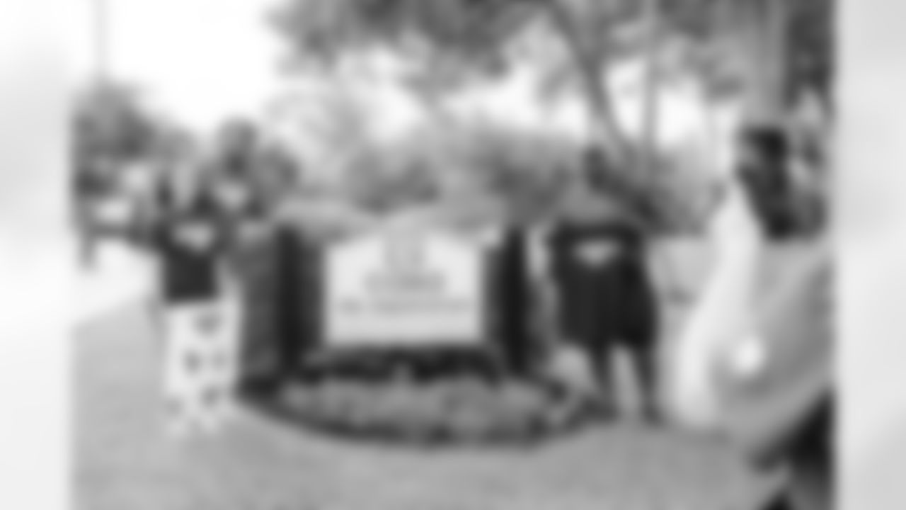 An image from the May 20, 2023 Texans Care Volunteer Day location, Casa de Esperanza.