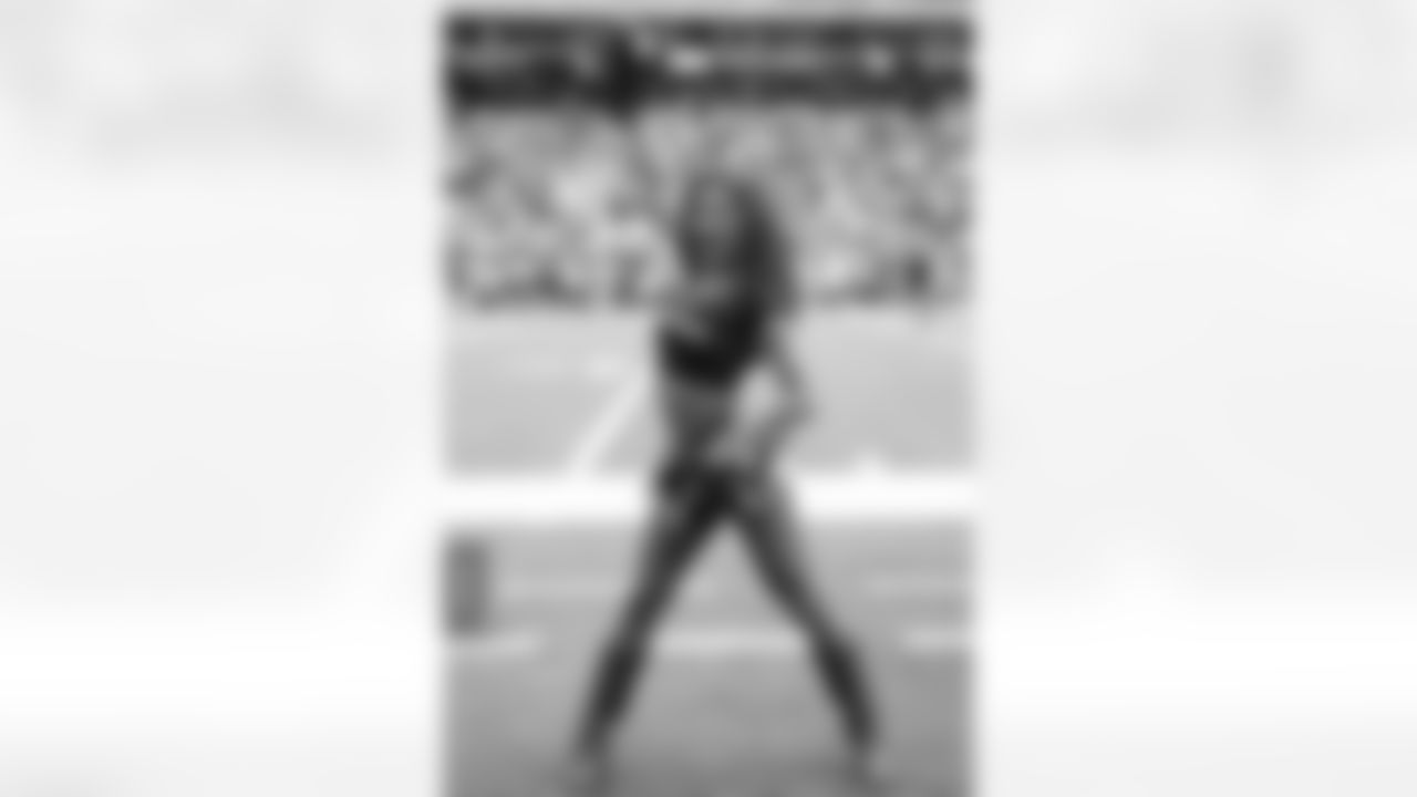 An image from the November 2nd, 2025 regular season week 9 home game against the Denver Broncos at NRG Stadium in Houston, TX. The Texans lost 15-18.