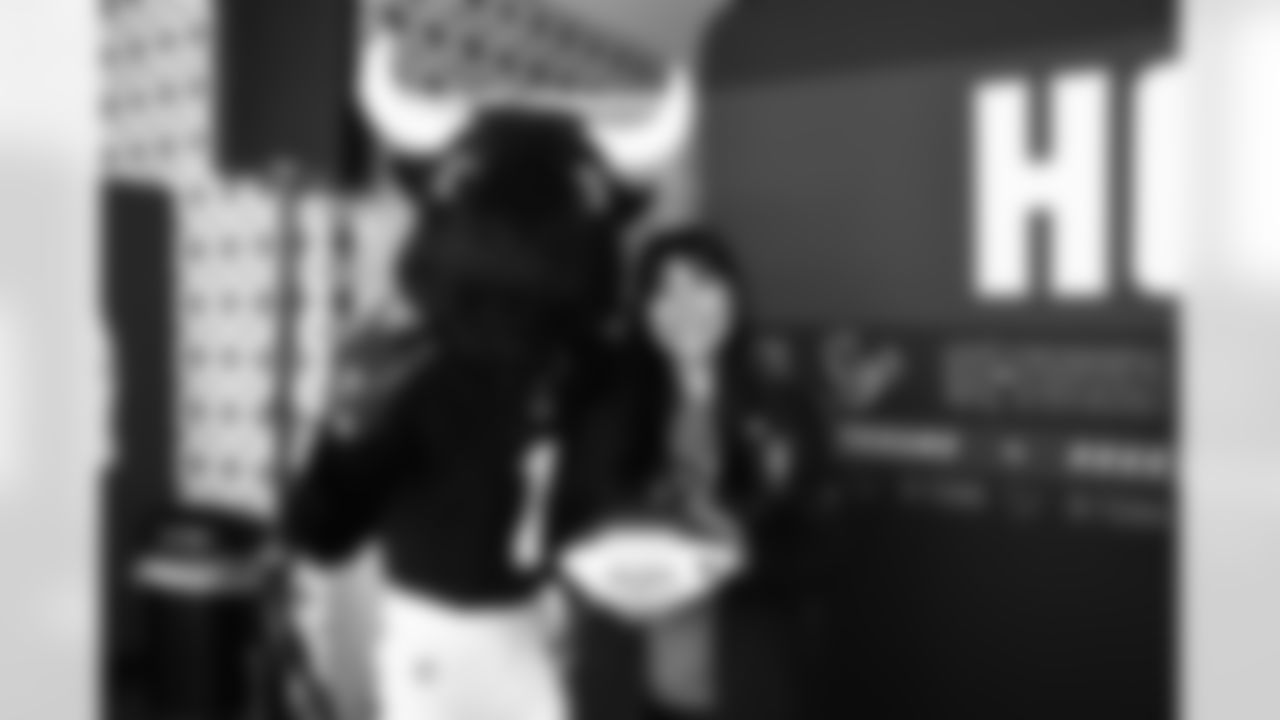 An image from the November 7th, 2025 Gridiron Heroes Luncheon at NRG Stadium in Houston, TX.