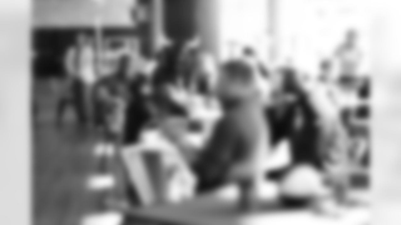 An image from the November 7th, 2025 Gridiron Heroes Luncheon at NRG Stadium in Houston, TX.