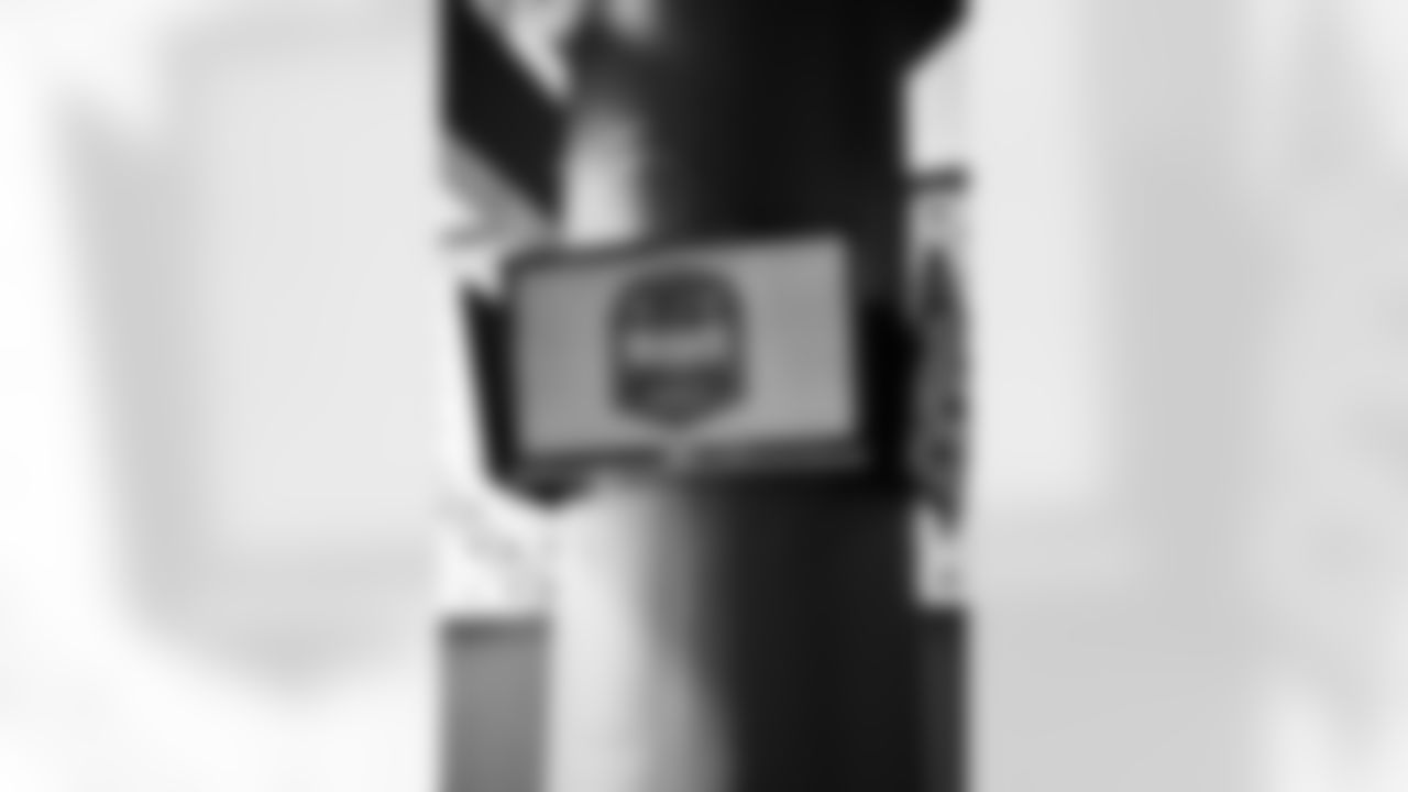 An image from the November 7th, 2025 Gridiron Heroes Luncheon at NRG Stadium in Houston, TX.