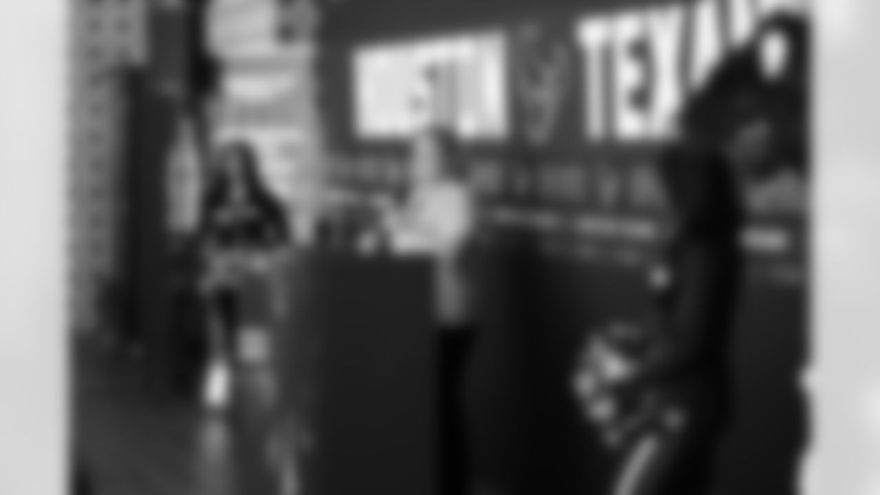 An image from the November 7th, 2025 Gridiron Heroes Luncheon at NRG Stadium in Houston, TX.