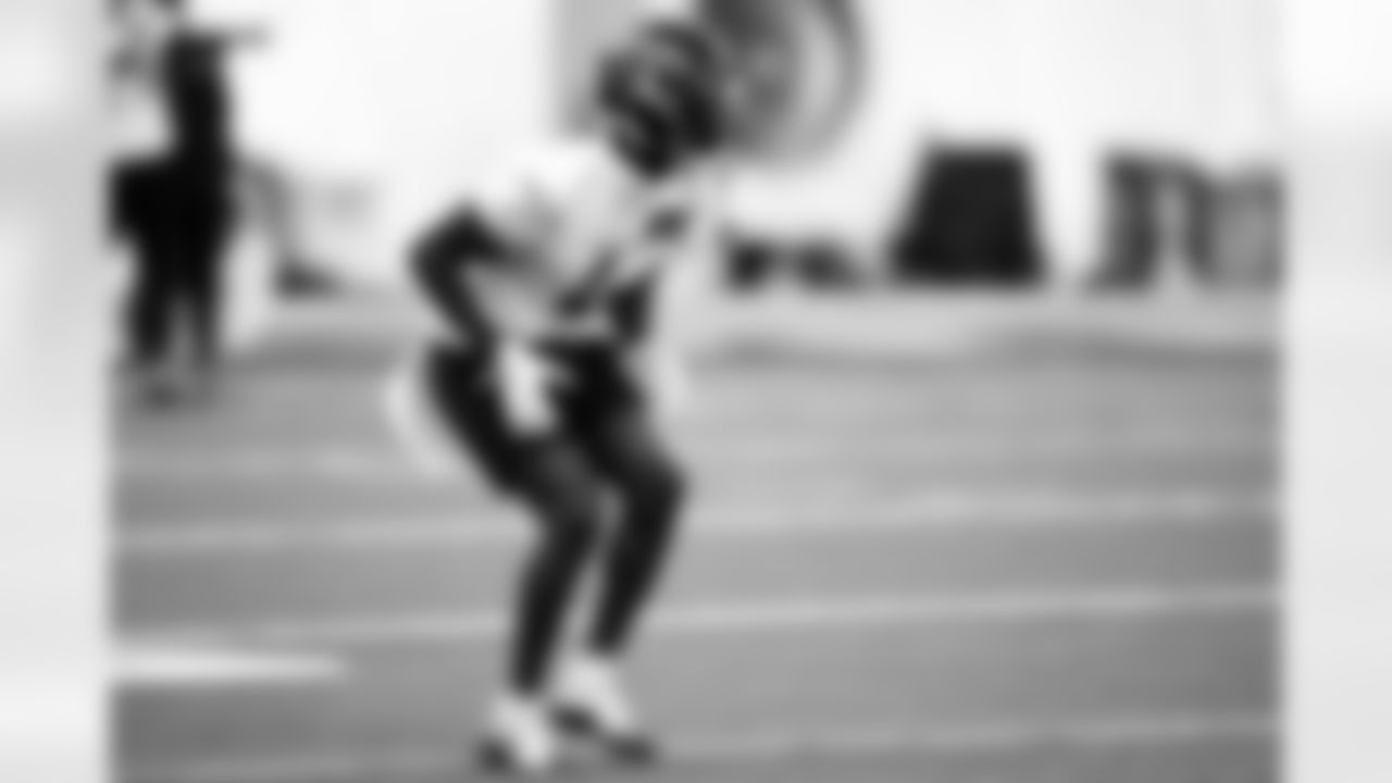 2025_0528_OffseasonOTA_Practice1_0073