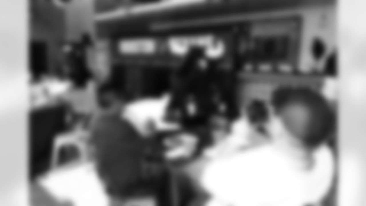 An image from the November 7th, 2025 Gridiron Heroes Luncheon at NRG Stadium in Houston, TX.