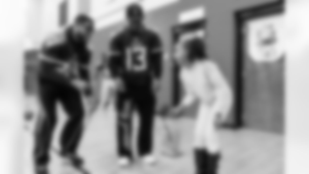 Take A Titan To School hosted at Park Avenue Elementary School on December 16, 2025 in Nashville, TN. Photo By Jessie Rogers/Tennessee Titans