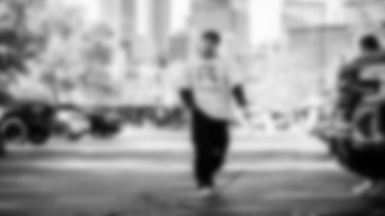 The Tennessee Titans and the Houston Texans compete at Nissan Stadium on November 16, 2025 in Nashville, TN. Photo By Donald Page/Tennessee Titans