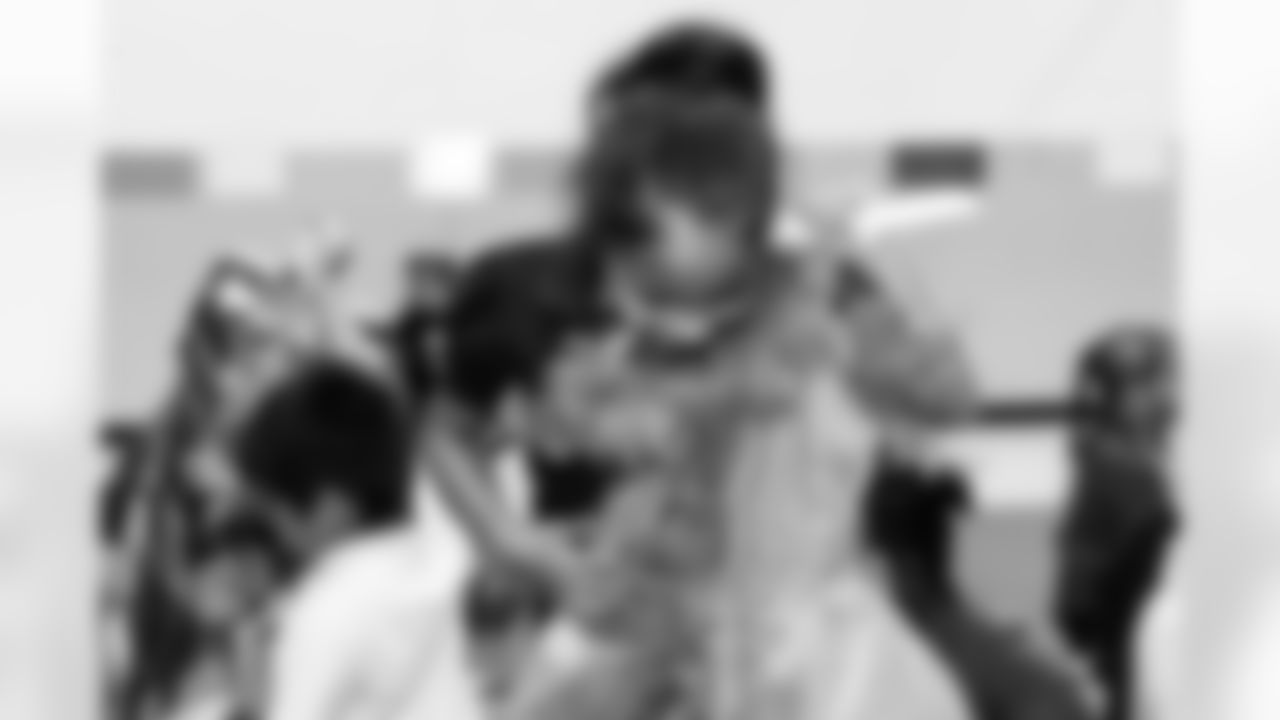 Defensive end Sebastian Joseph-Day #69 of the Tennessee Titans partners with Backfield In Motion to throw a Halloween Party for youth at Amqui Elementary School on October 21, 2025 in Nashville, TN. Photo By Jessie Rogers/Tennessee Titans