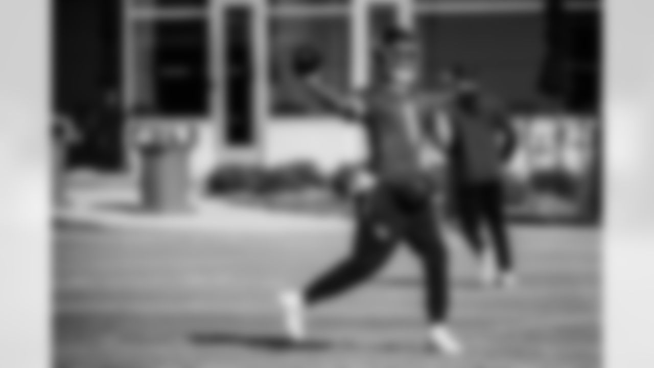 Quarterback Cam Ward #1 of the Tennessee Titans during practice at the Ascension Saint Thomas Sports Park on November 27, 2025 in Nashville, TN. Photo By Donald Page/Tennessee Titans