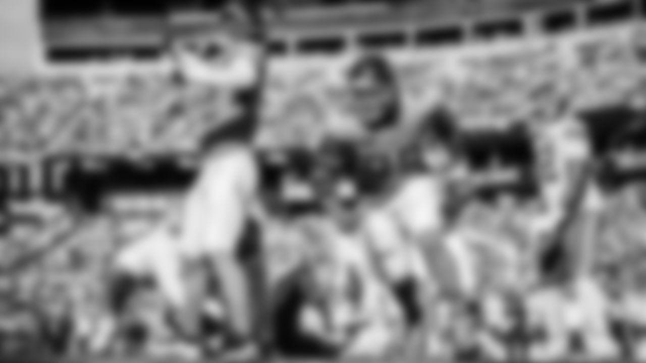 during the game between the Tennessee Titans and the Kansas City Chiefs at Nissan Stadium on December 21, 2025 in Nashville, TN. Photo By Beau Brune/Tennessee Titans