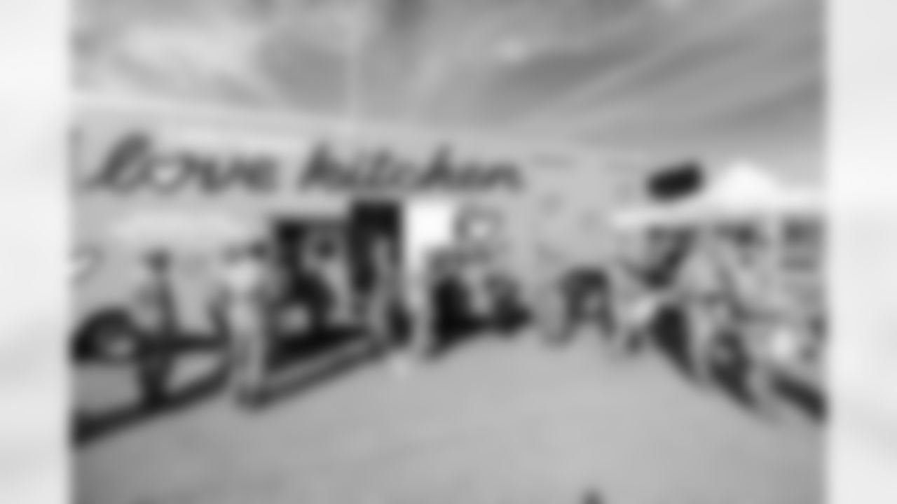 Salute to Service Tailgate on November 13, 2025 in Nashville, TN. Photo By Beau Brune/Tennessee Titans