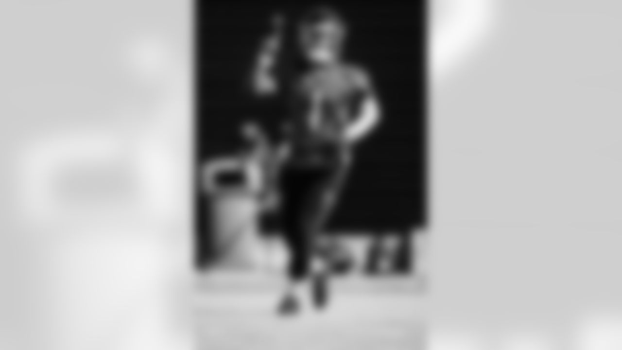 Quarterback Cam Ward #1 of the Tennessee Titans during practice at the Ascension Saint Thomas Sports Park on December 11, 2025 in Nashville, TN. Photo By Jessie Rogers/Tennessee Titans