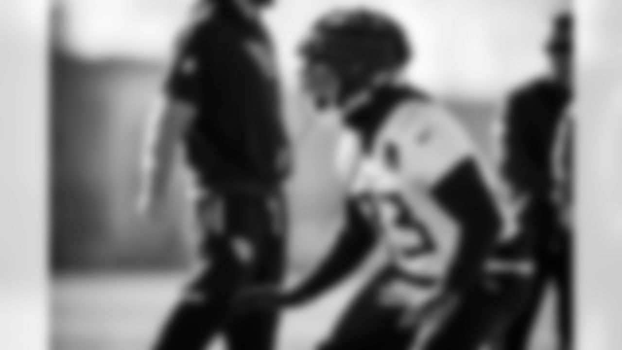 Linebacker Cedric Gray #33 of the Tennessee Titans during practice at the Ascension Saint Thomas Sports Park on December 3, 2025 in Nashville, TN. Photo By Jessie Rogers/Tennessee Titans