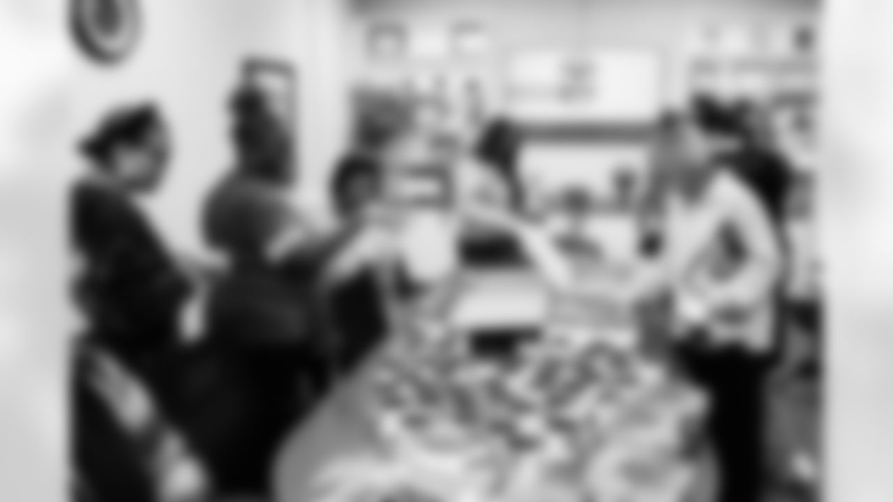 Titan Up Friday Caravan presented by 8th & Roast onDecember 05, 2025 in Nashville, TN. Photo By Beau Brune/Tennessee Titans