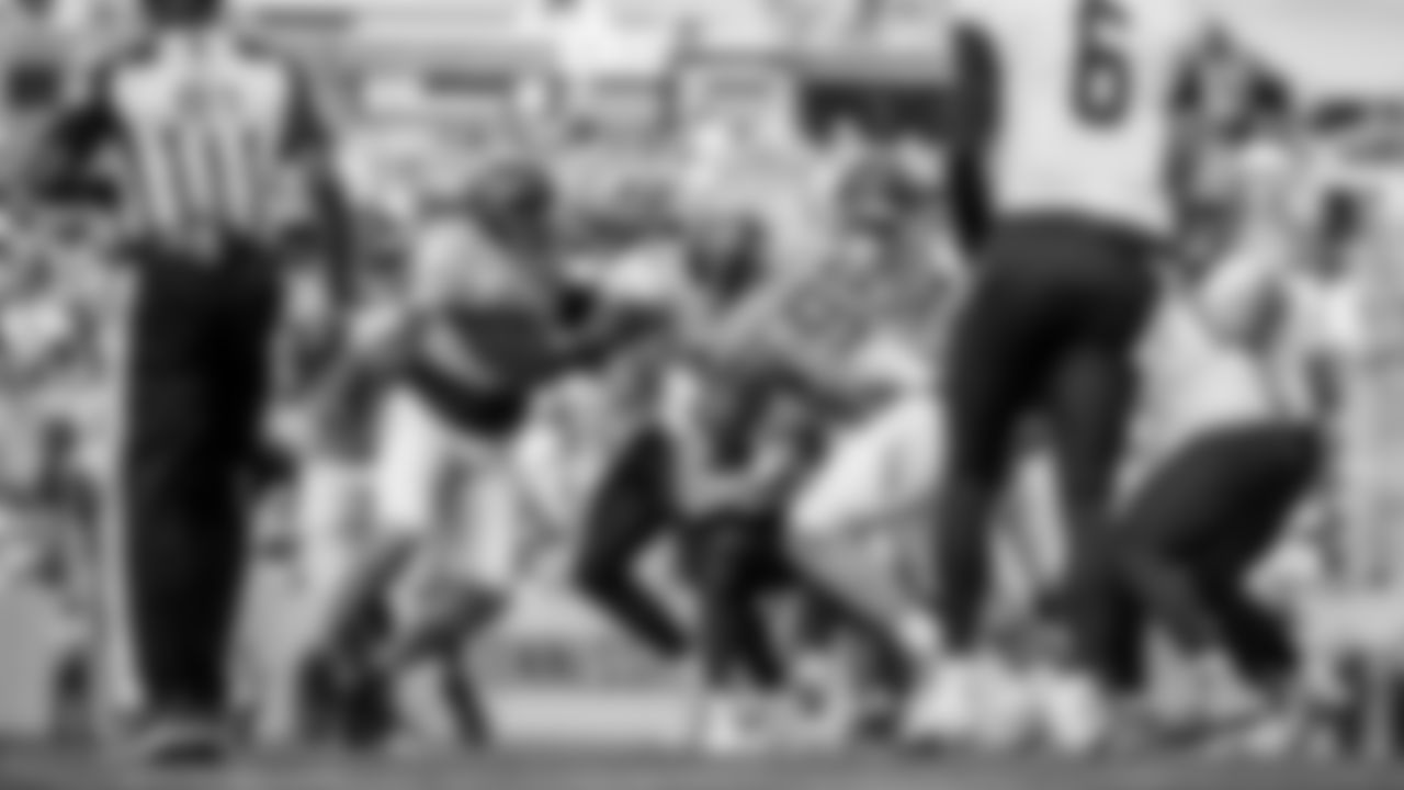 The Tennessee Titans and the New Orleans Saints compete at Nissan Stadium on December 28, 2025 in Nashville, TN. Photo By Beau BruneTennessee Titans