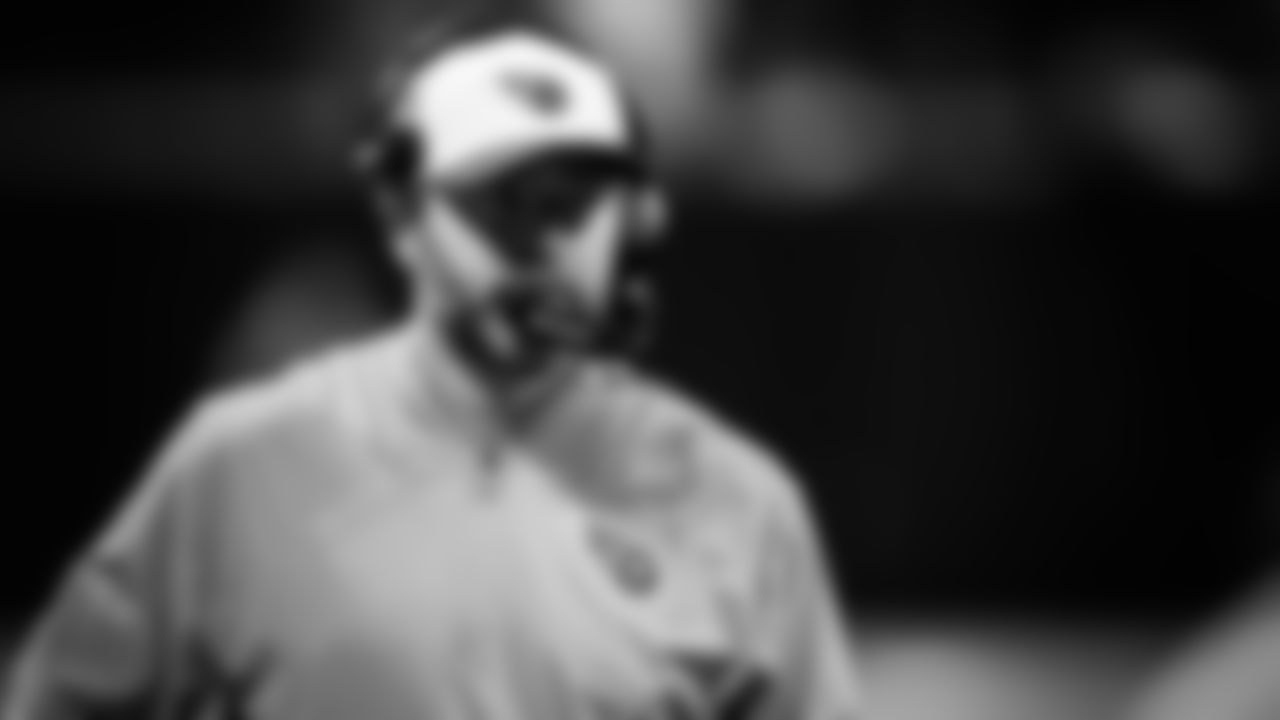 Head coach Brian Callahan of the Tennessee Titans during the preseason game between the Tennessee Titans and the Atlanta Falcons at Mercedes-Benz Stadium on August 15, 2025 in Atlanta, GA. Photo By Donald Page/Tennessee Titans