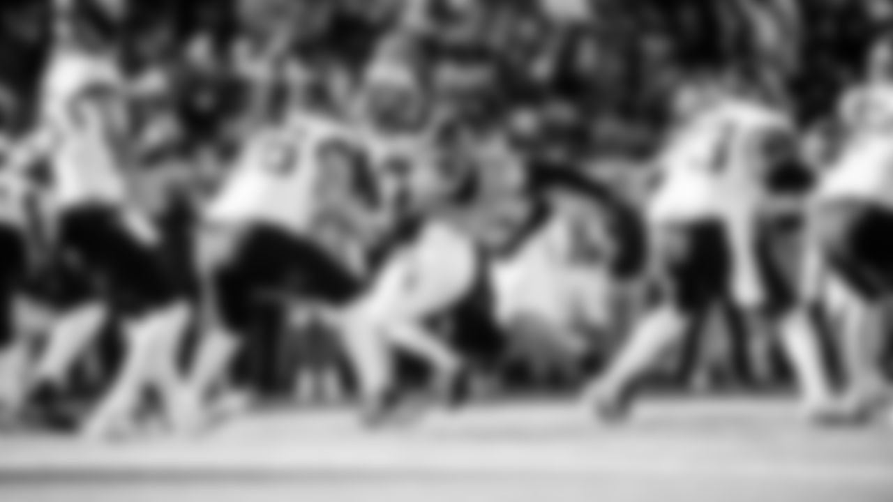 The Tennessee Titans and the Jacksonville Jaguars compete at Nissan Stadium on November 30, 2025 in Nashville, TN. Photo By Jessie Rogers/Tennessee Titans