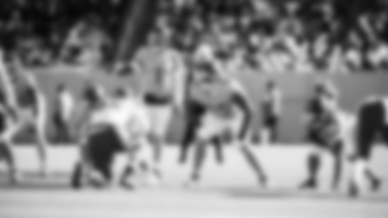 The Tennessee Titans and the Kansas City Chiefs compete at Nissan Stadium on December 21, 2025 in Nashville, TN. Photo By Beau Brune/Tennessee Titans