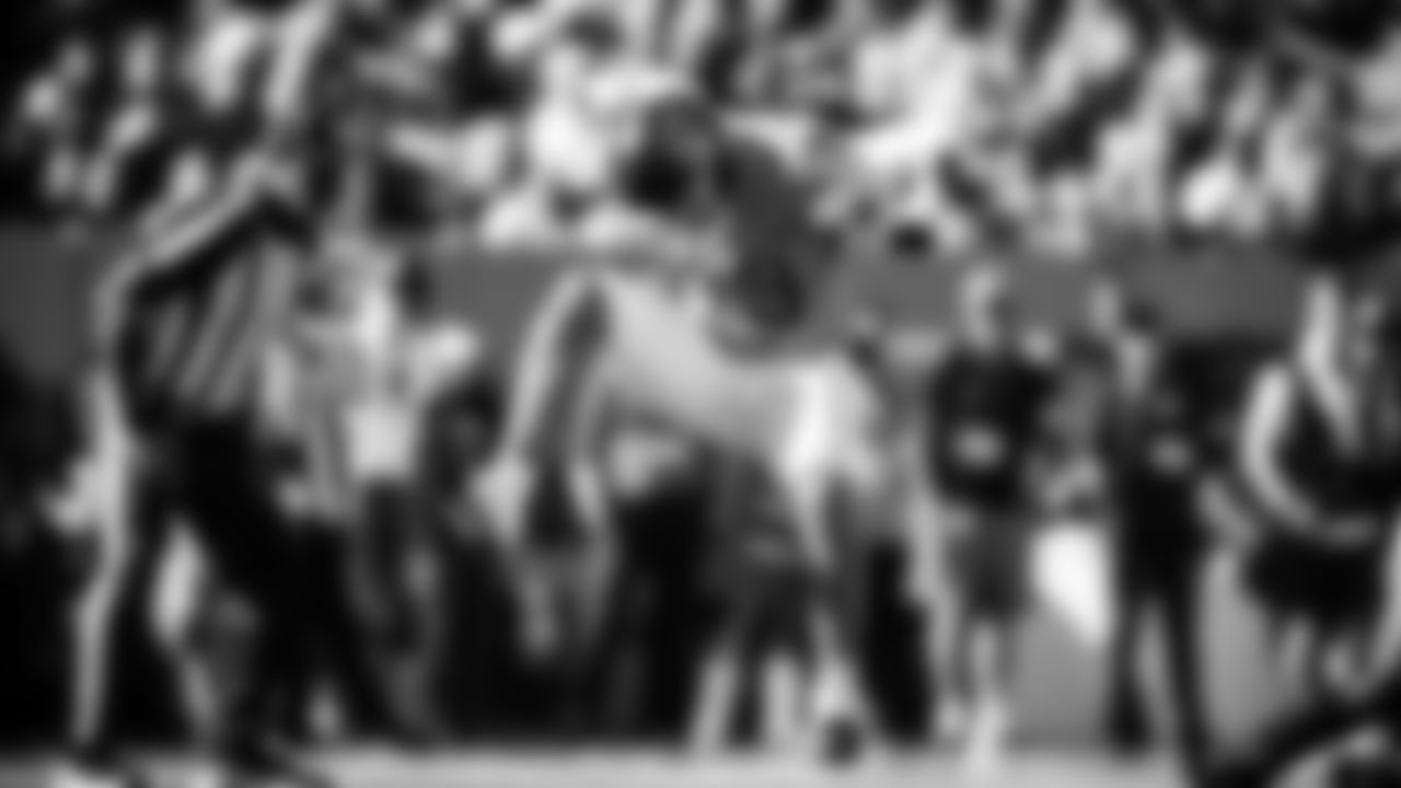 during the game between the Tennessee Titans and the Houston Texans at Nissan Stadium on November 16, 2025 in Nashville, TN. Photo By Jessie Rogers/Tennessee Titans