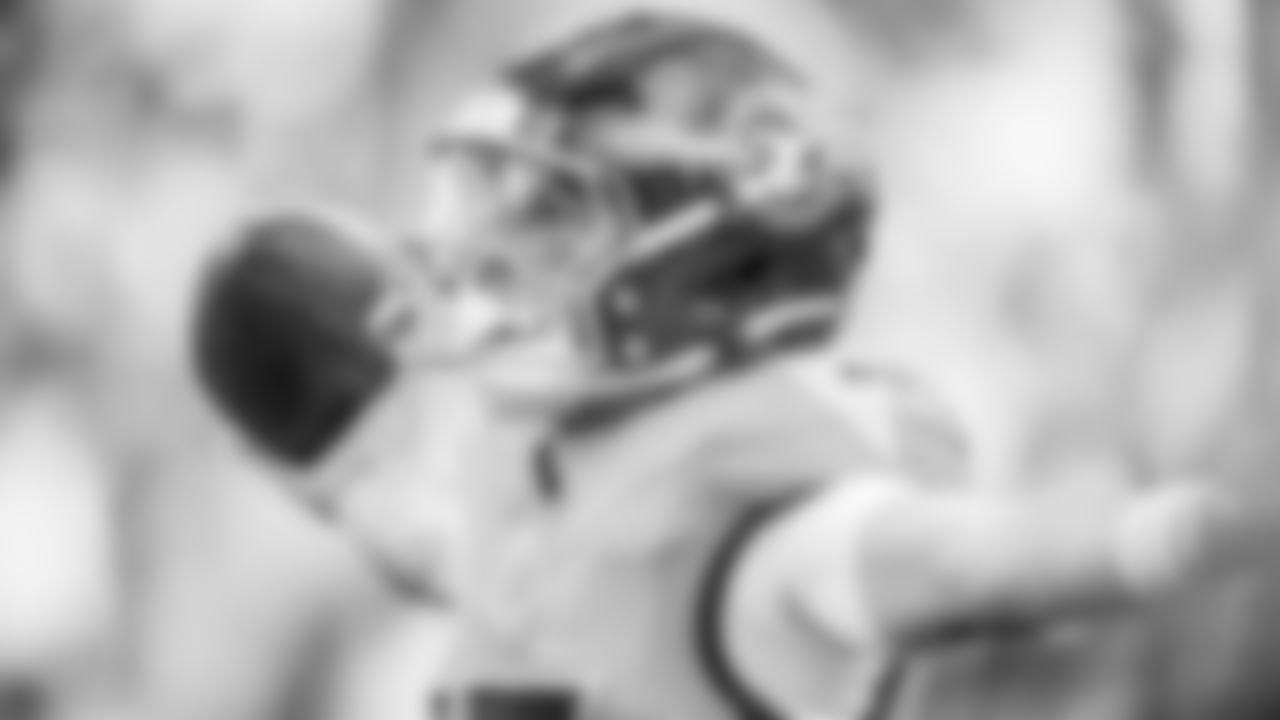 The Tennessee Titans and the New Orleans Saints compete at Nissan Stadium on December 28, 2025 in Nashville, TN. Photo By Donald PageTennessee Titans