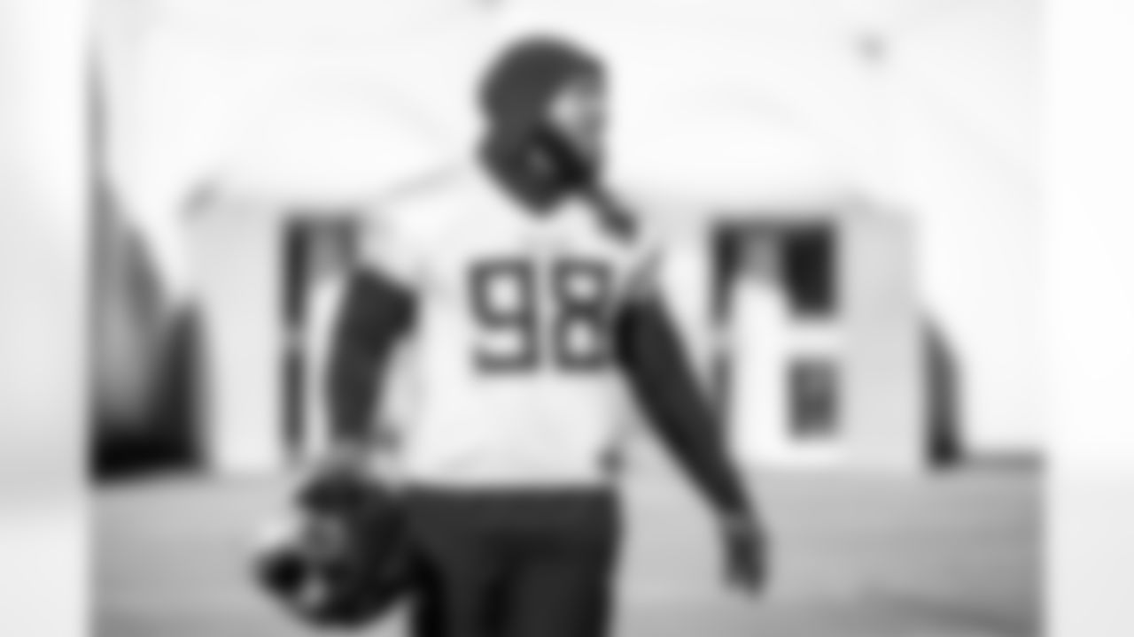 Defensive tackle Jeffery Simmons #98 of the Tennessee Titans during practice at the Ascension Saint Thomas Sports Park on December 19, 2025 in Nashville, TN. Photo By Jessie Rogers/Tennessee Titans