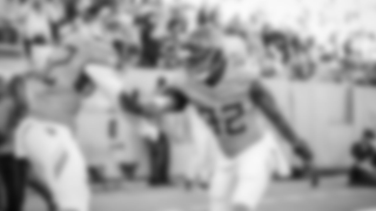 The Tennessee Titans and the Kansas City Chiefs compete at Nissan Stadium on December 21, 2025 in Nashville, TN. Photo By Beau Brune/Tennessee Titans