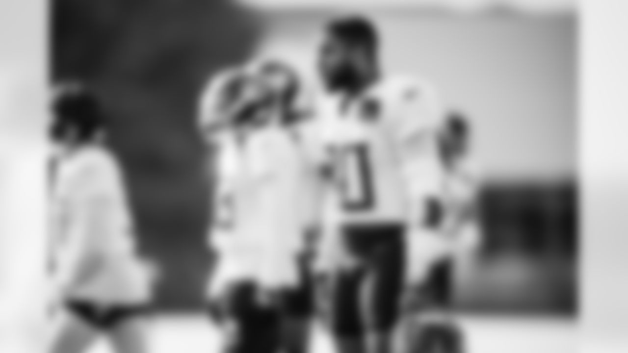 Defensive back Kendell Brooks #30 of the Tennessee Titans during practice at the Ascension Saint Thomas Sports Park on November 13, 2025 in Nashville, TN. Photo By Donald Page/Tennessee Titans