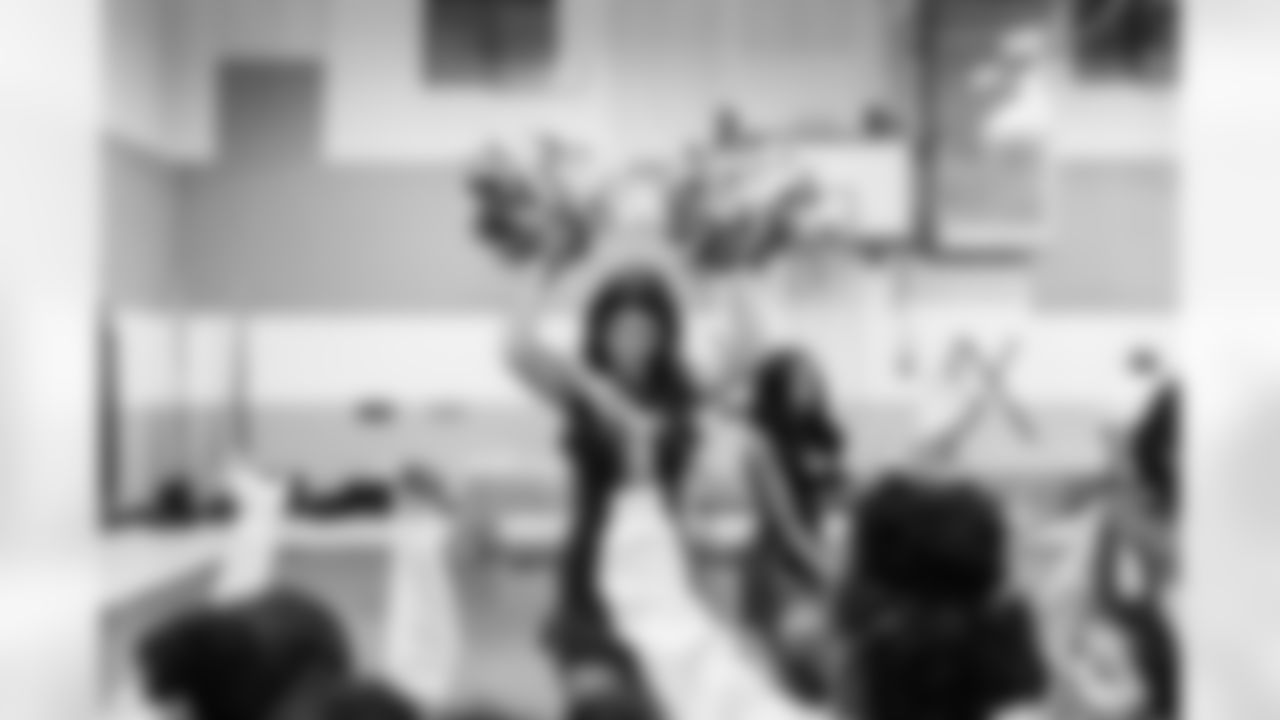 Defensive end Sebastian Joseph-Day #69 of the Tennessee Titans partners with Backfield In Motion to throw a Halloween Party for youth at Amqui Elementary School on October 21, 2025 in Nashville, TN. Photo By Jessie Rogers/Tennessee Titans