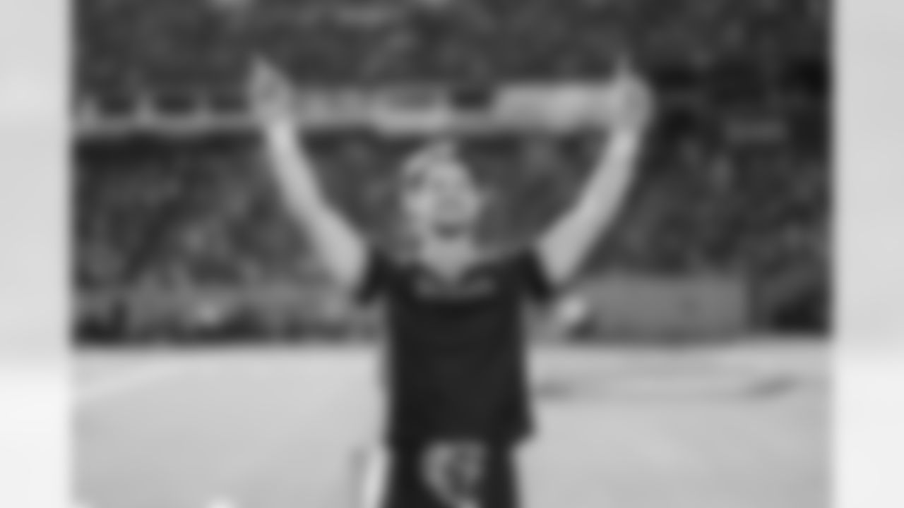 Tennessee Titans Cheerleaders during the game between the Tennessee Titans and the Seattle Seahawks at Nissan Stadium on November 23, 2025 in Nashville, TN. Photo By Kaitlyn Hungerford/Tennessee Titans