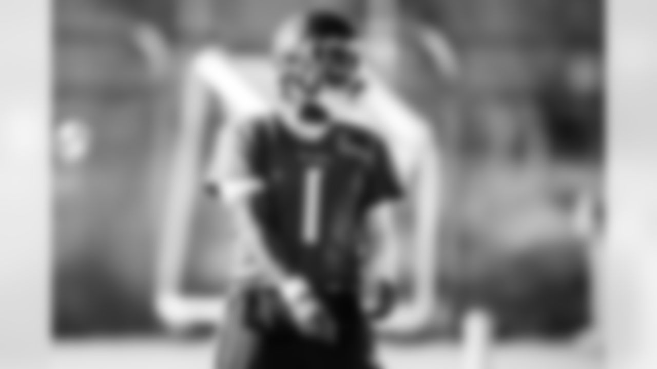 Quarterback Cam Ward #1 of the Tennessee Titans during practice at the Ascension Saint Thomas Sports Park on December 17, 2025 in Nashville, TN. Photo By Donald Page/Tennessee Titans