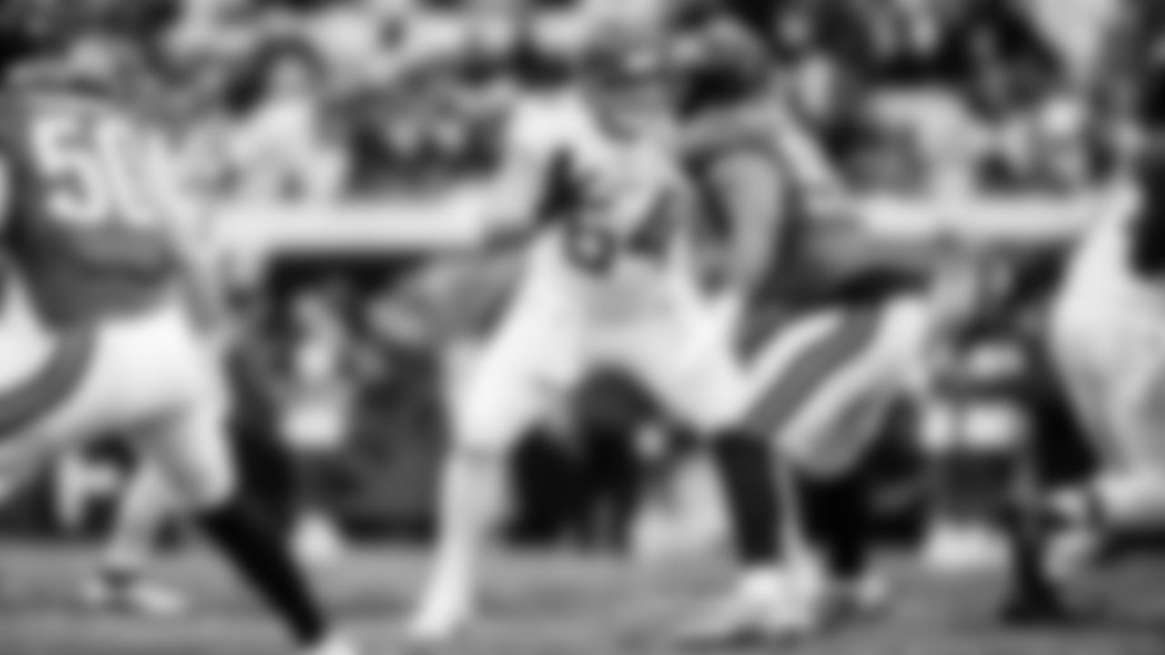 The Tennessee Titans and the Jacksonville Jaguars compete at EverBank Stadium on January 04, 2026 in Jacksonville, FL. Photo By Jessie Rogers/Tennessee Titans