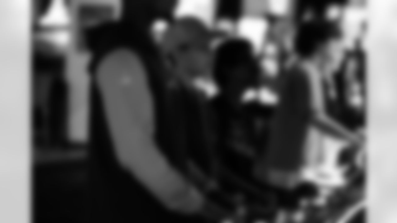 Crucial Catch Week Hope Kids on October 13, 2025 in Nashville, TN. Photo By Beau Brune/Tennessee Titans