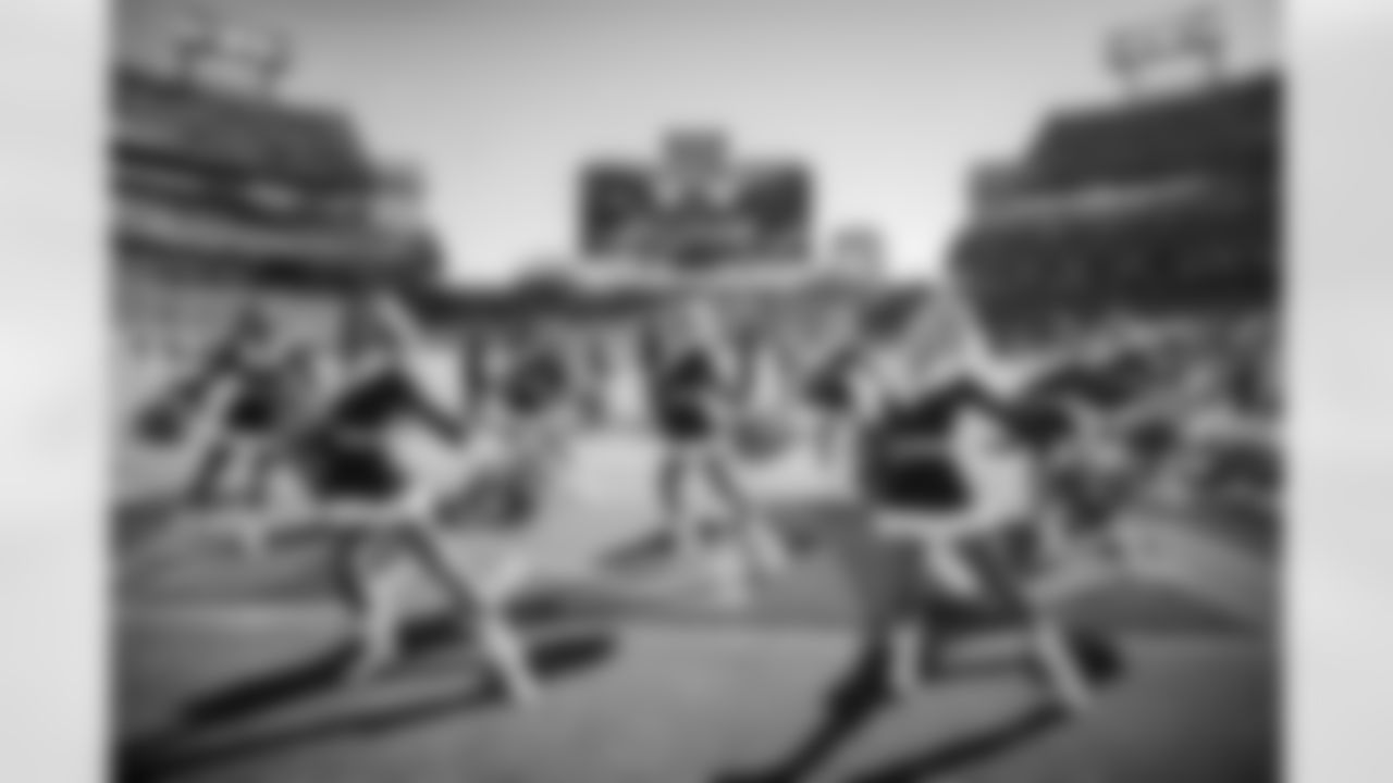 Tennessee Titans Entertainment performing during the game between the Tennessee Titans and the Kansas City Chiefs at Nissan Stadium on December 21, 2025 in Nashville, TN. Photo By Kaitlyn Hungerford/Tennessee Titans