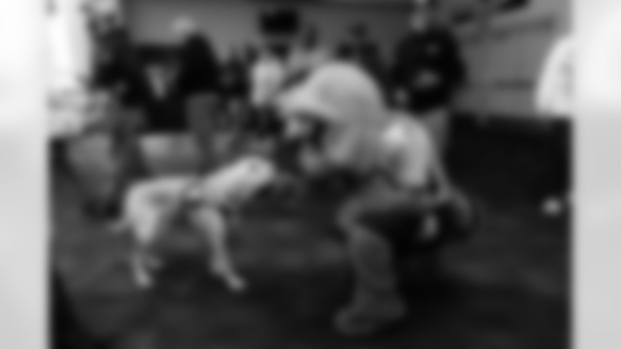 Tennessee Titans host 30 veterans from Wounded Warrior Project for a stadium tour and lunch on November 12, 2025 in Nashville, TN. Photo By Jessie Rogers/Tennessee Titans