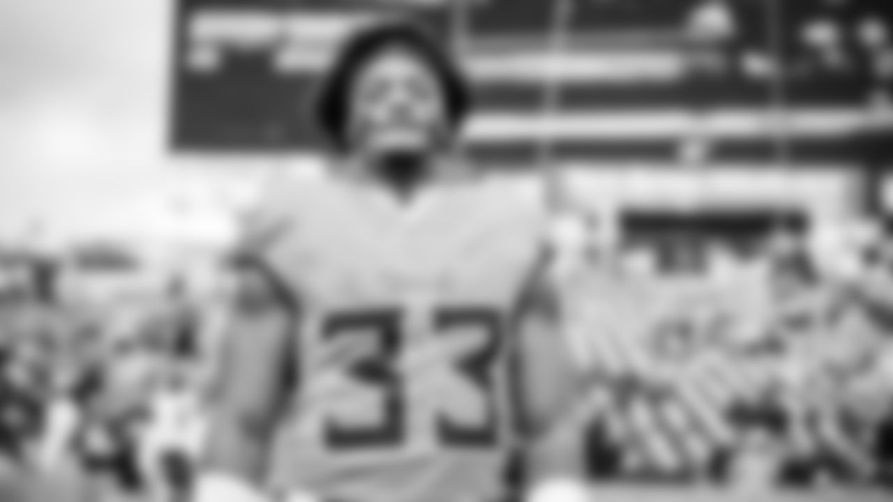 The Tennessee Titans and the New Orleans Saints compete at Nissan Stadium on December 28, 2025 in Nashville, TN. Photo By Beau BruneTennessee Titans