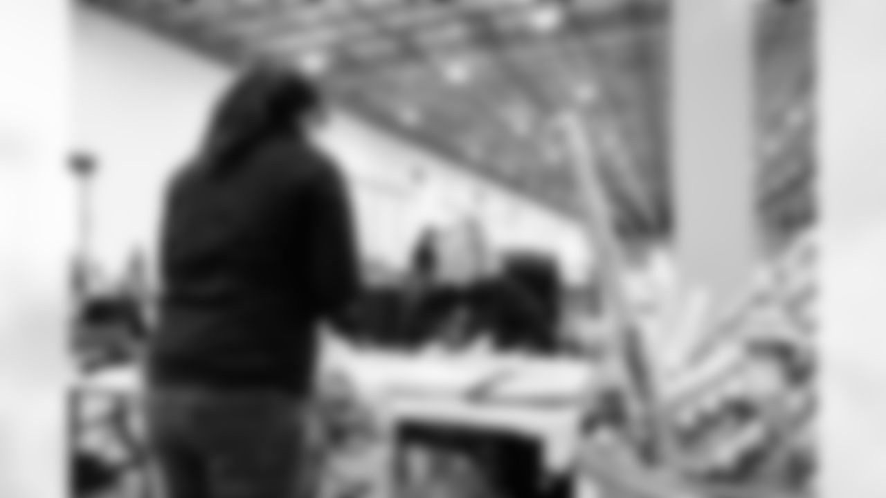 The Tennessee Titans host a Titans Together at the Salvation Army Warehouse on December 4, 2025 in Nashville, TN. Photo By Jessie Rogers/Tennessee Titans