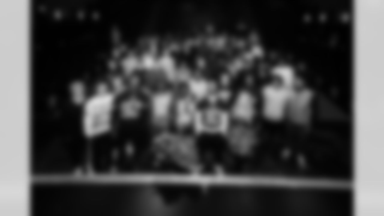 Community Tuesdays on October 28, 2025 at James Lawson High School in Nashville, TN. Photo By Beau Brune/Tennessee Titans