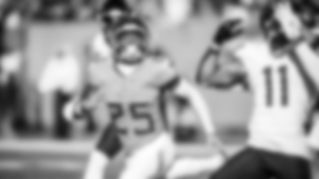 The Tennessee Titans and the Jacksonville Jaguars compete at Nissan Stadium on November 30, 2025 in Nashville, TN. Photo By Donald Page/Tennessee Titans