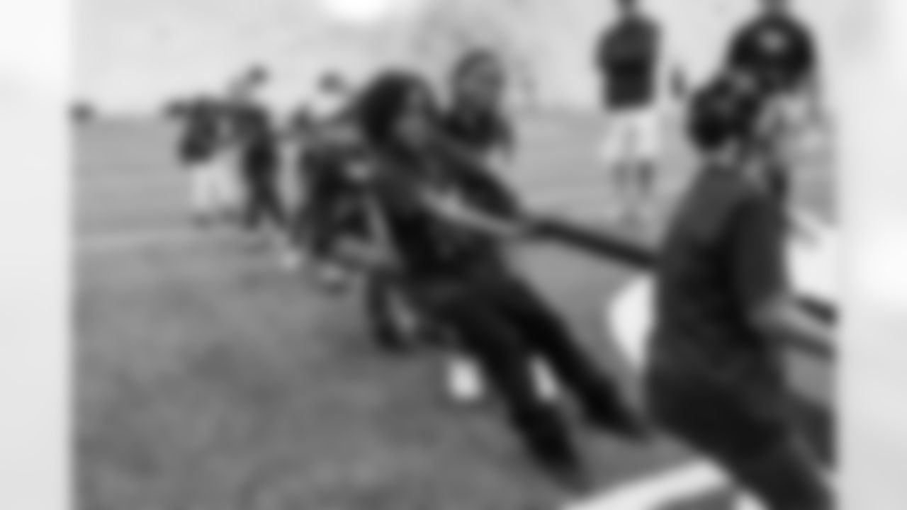 Jeffery Simmons Thanksgiving Event on November 25, 2025 at Ascension Saint Thomas Sports Park in Nashville, TN. Photo By Beau Brune/Tennessee Titans