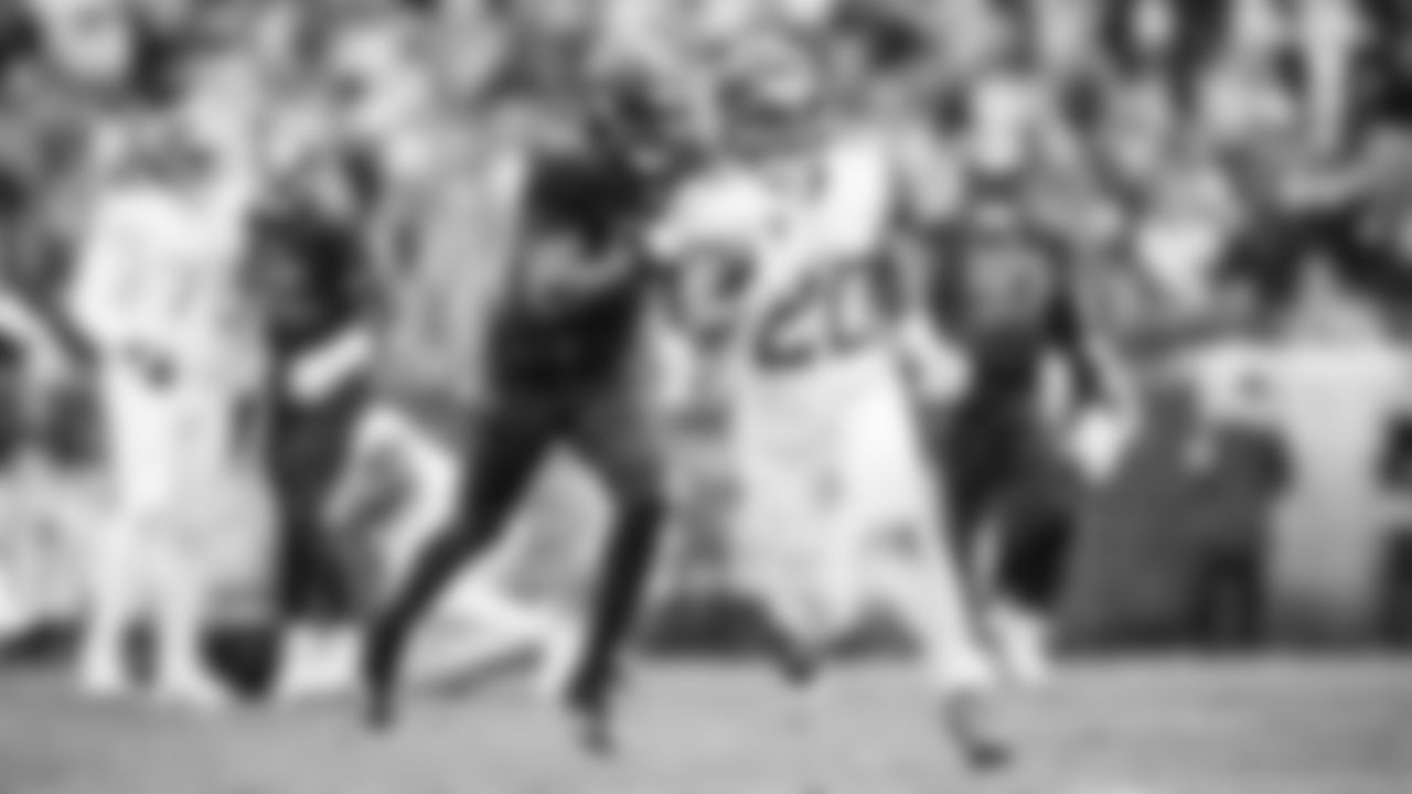 The Tennessee Titans and the Cleveland Browns compete at Huntington Bank Field on December 07, 2025 in Cleveland, OH. Photo By Jessie Rogers/Tennessee Titans