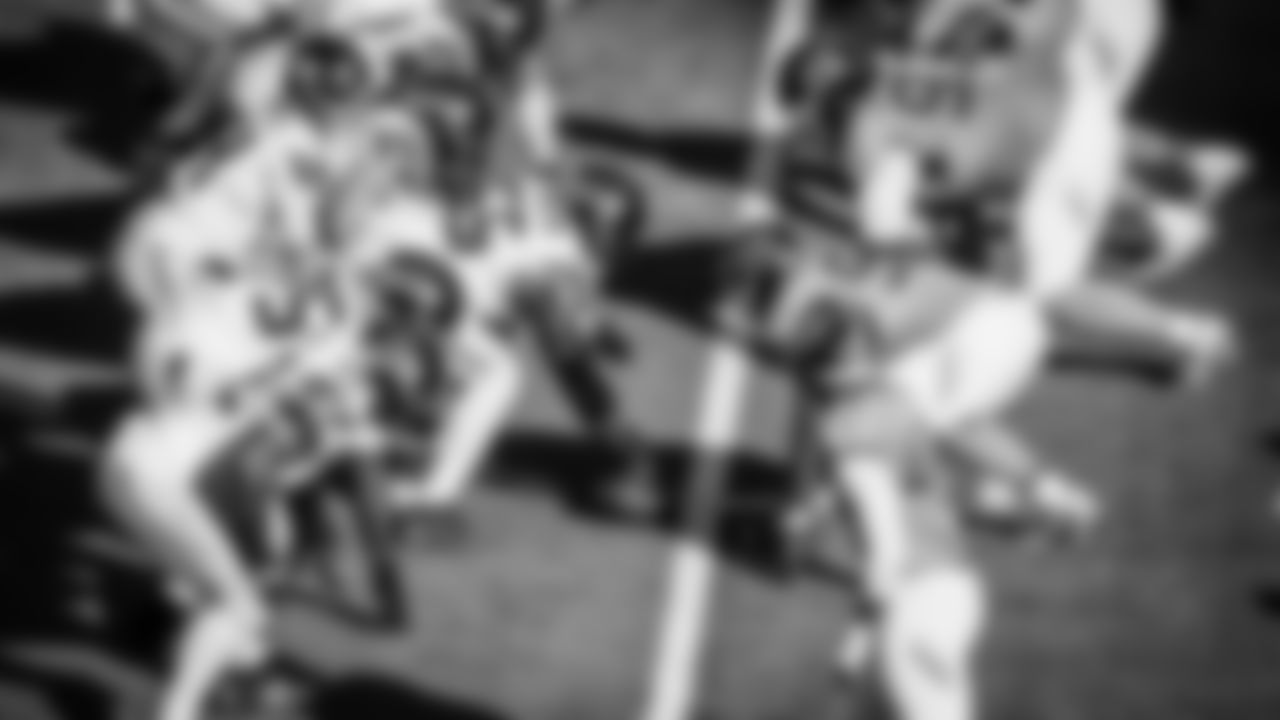 The Tennessee Titans and the Seattle Seahawks compete at Nissan Stadium on November 23, 2025 in Nashville, TN. Photo By Donald Page/Tennessee Titans