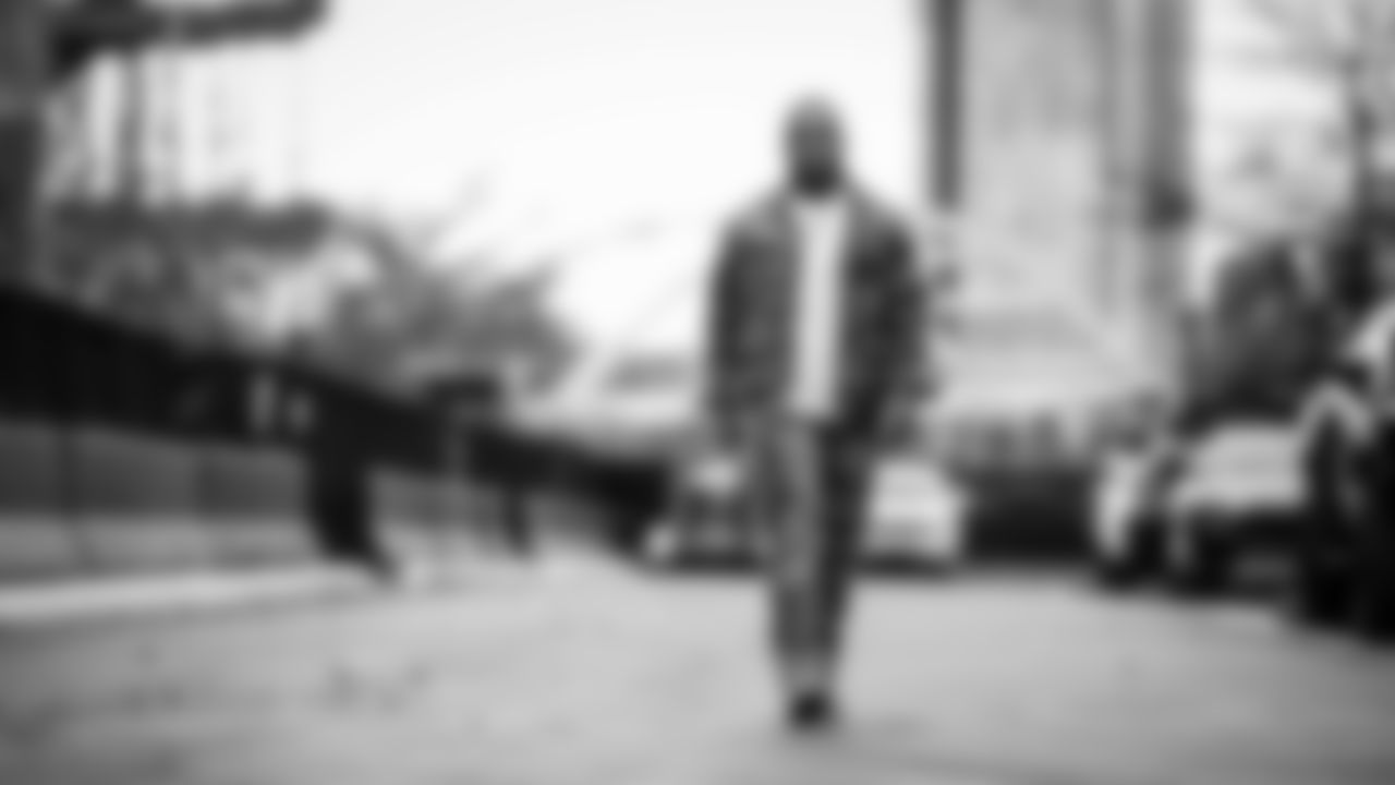 The Tennessee Titans and the New Orleans Saints compete at Nissan Stadium on December 28, 2025 in Nashville, TN. Photo By Donald PageTennessee Titans