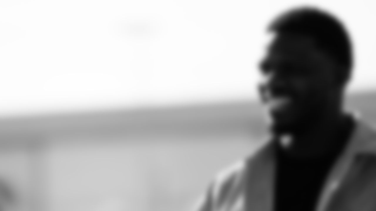 Outside linebacker Ali Gaye #99 of the Tennessee Titans during the travel day at the Nashville International Airport on January 03, 2026 in Nashville, TN. Photo by Jessie Rogers/Tennessee Titans