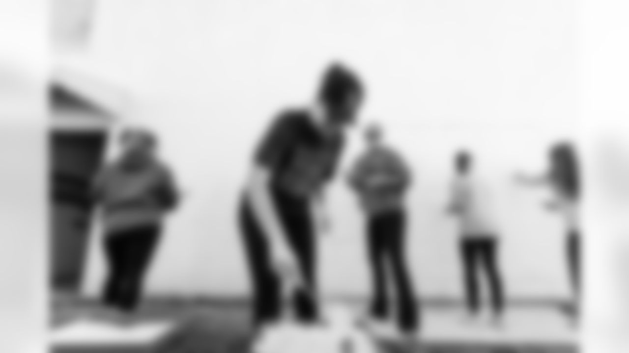 The Tennessee Titans partner with CreatiVets to help renovate a former church building to be a new art center for veterans on November 14, 2025 in Nashville, TN. Photo By Jessie Rogers/Tennessee Titans